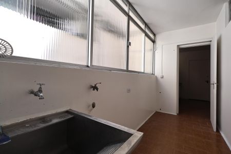 Apartamento à venda com 80m², 3 quartos e 1 vagaÁrea de Serviço