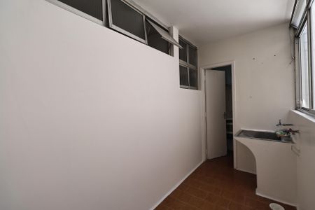 Apartamento à venda com 80m², 3 quartos e 1 vagaÁrea de Serviço