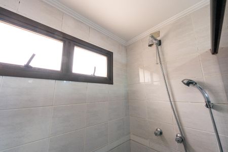 Apartamento à venda com 156m², 4 quartos e 2 vagas Apartamento à venda com 156m², 4 quartos e 2 vagasBanheiro Social