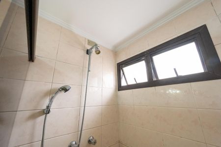 Apartamento à venda com 156m², 4 quartos e 2 vagas Apartamento à venda com 156m², 4 quartos e 2 vagasBanheiro da Suíte 2