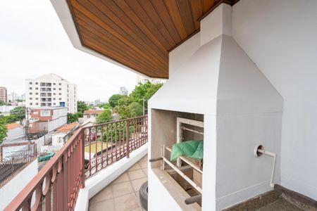 Apartamento à venda com 156m², 4 quartos e 2 vagas Apartamento à venda com 156m², 4 quartos e 2 vagasVaranda Gourmet