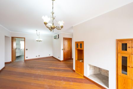 Apartamento à venda com 156m², 4 quartos e 2 vagas Apartamento à venda com 156m², 4 quartos e 2 vagasSala