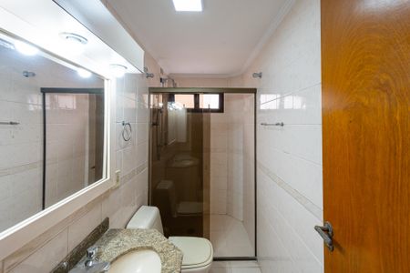 Apartamento à venda com 156m², 4 quartos e 2 vagas Apartamento à venda com 156m², 4 quartos e 2 vagasBanheiro da Suíte 2