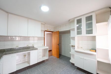 Apartamento à venda com 156m², 4 quartos e 2 vagas Apartamento à venda com 156m², 4 quartos e 2 vagasCozinha