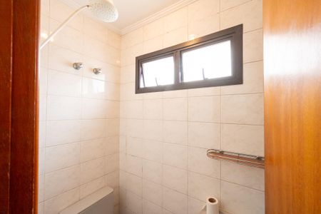 Apartamento à venda com 156m², 4 quartos e 2 vagas Apartamento à venda com 156m², 4 quartos e 2 vagasBanheiro de Serviço
