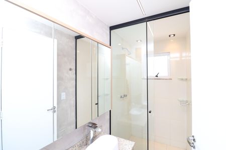 Casa de condomínio à venda com 101m², 3 quartos e 2 vagasBanheiro da Suíte