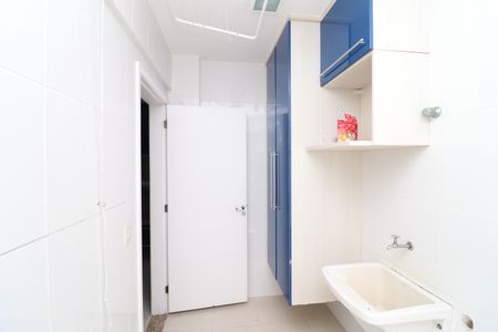 Casa de condomínio à venda com 101m², 3 quartos e 2 vagasÁrea de Serviço