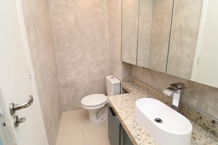 Casa de condomínio à venda com 101m², 3 quartos e 2 vagasBanheiro da Suíte