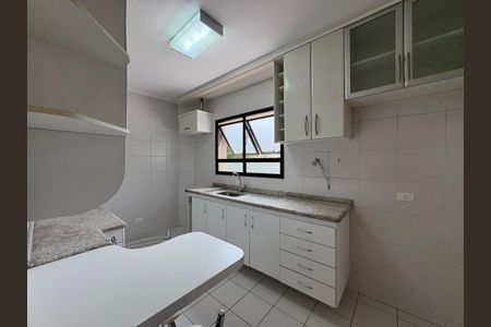 Apartamento à venda com 96m², 3 quartos e 2 vagas Apartamento à venda com 96m², 3 quartos e 2 vagasCozinha