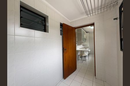 Apartamento à venda com 96m², 3 quartos e 2 vagas Apartamento à venda com 96m², 3 quartos e 2 vagasÁrea de Serviço