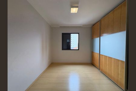 Apartamento à venda com 96m², 3 quartos e 2 vagas Apartamento à venda com 96m², 3 quartos e 2 vagasSuíte 2