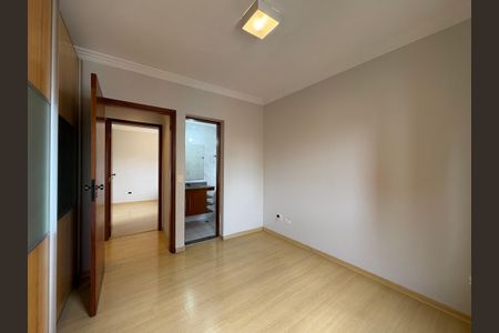 Apartamento à venda com 96m², 3 quartos e 2 vagas Apartamento à venda com 96m², 3 quartos e 2 vagasSuíte 2