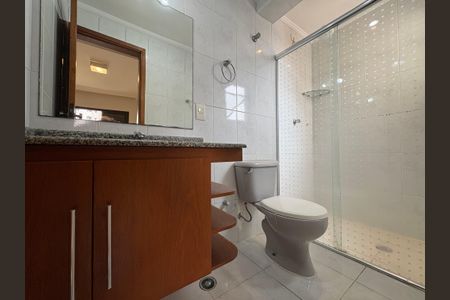 Apartamento à venda com 96m², 3 quartos e 2 vagas Apartamento à venda com 96m², 3 quartos e 2 vagasBanheiro da Suíte 2