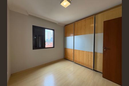 Apartamento à venda com 96m², 3 quartos e 2 vagas Apartamento à venda com 96m², 3 quartos e 2 vagasSuíte 2