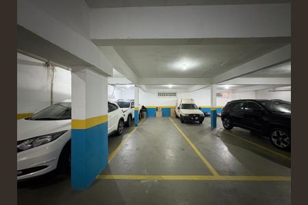 Apartamento à venda com 96m², 3 quartos e 2 vagas Apartamento à venda com 96m², 3 quartos e 2 vagasGaragem