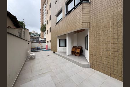 Apartamento à venda com 96m², 3 quartos e 2 vagas Apartamento à venda com 96m², 3 quartos e 2 vagasÁrea comum