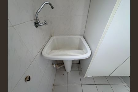 Apartamento à venda com 96m², 3 quartos e 2 vagas Apartamento à venda com 96m², 3 quartos e 2 vagasÁrea de Serviço