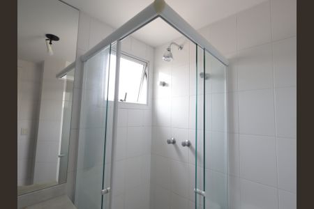 Apartamento para alugar com 68m², 2 quartos e 2 vagasBanheiro