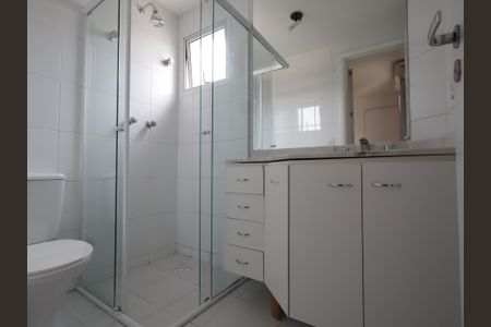 Apartamento para alugar com 68m², 2 quartos e 2 vagasBanheiro da Suíte