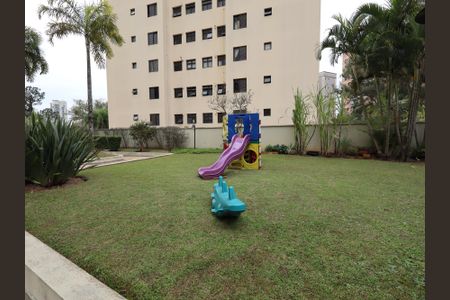 Apartamento para alugar com 68m², 2 quartos e 2 vagasÁrea comum - Playground