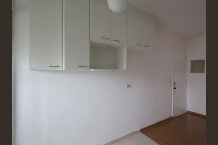 Apartamento para alugar com 68m², 2 quartos e 2 vagasCozinha