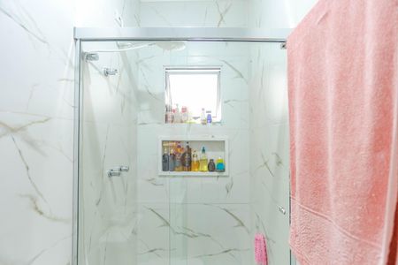 Casa de condomínio à venda com 167m², 3 quartos e 2 vagas Casa de condomínio à venda com 167m², 3 quartos e 2 vagasBanheiro da Suíte 2