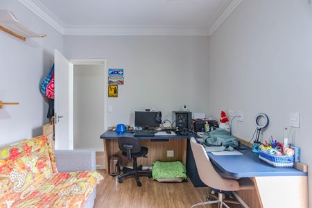 Casa de condomínio à venda com 167m², 3 quartos e 2 vagas Casa de condomínio à venda com 167m², 3 quartos e 2 vagasQuarto