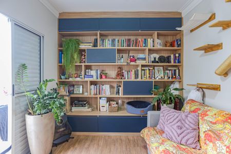 Casa de condomínio à venda com 167m², 3 quartos e 2 vagas Casa de condomínio à venda com 167m², 3 quartos e 2 vagasQuarto