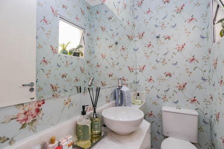 Casa de condomínio à venda com 167m², 3 quartos e 2 vagas Casa de condomínio à venda com 167m², 3 quartos e 2 vagasLavabo