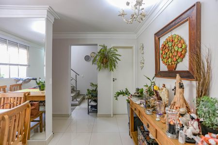 Sala de casa de condomínio à venda com 3 quartos, 167m² em Vila Nair, São Paulo