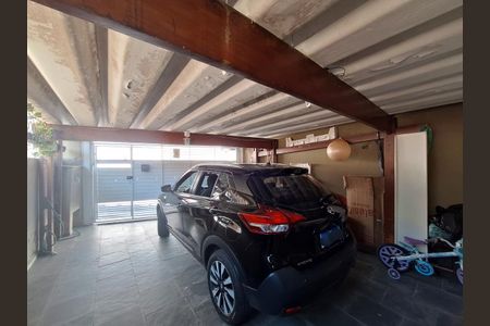 Casa à venda com 140m², 3 quartos e 2 vagasGaragem