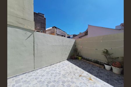 Casa à venda com 140m², 3 quartos e 2 vagasQuintal