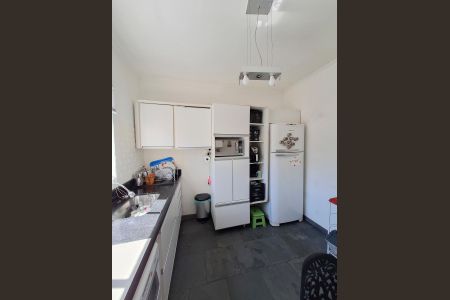 Casa à venda com 140m², 3 quartos e 2 vagasCozinha