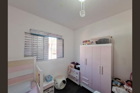 Casa à venda com 140m², 3 quartos e 2 vagasQuarto 2