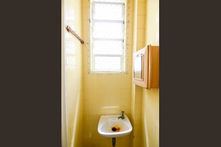 Apartamento para alugar com 170m², 3 quartos e 1 vaga Apartamento para alugar com 170m², 3 quartos e 1 vagaBanheiro de Serviço