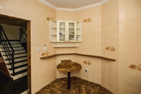 Casa à venda com 220m², 4 quartos e 2 vagasCozinha