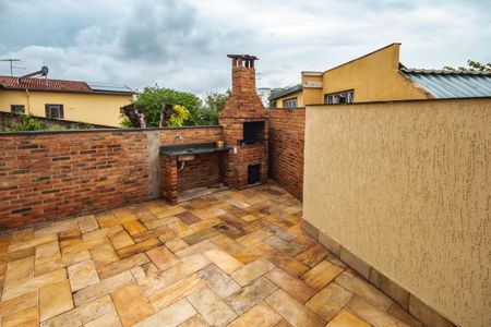 Casa à venda com 220m², 4 quartos e 2 vagasTerraço