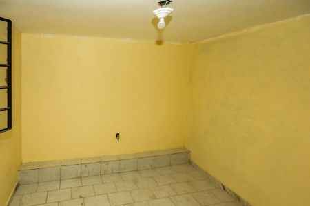 Casa à venda com 220m², 4 quartos e 2 vagasQuarto de Serviço