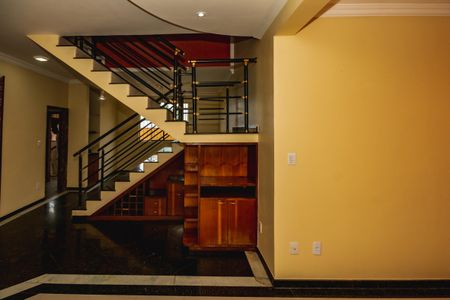 Casa à venda com 220m², 4 quartos e 2 vagasSala 1