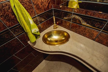 Casa à venda com 220m², 4 quartos e 2 vagasLavabo