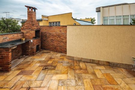 Casa à venda com 220m², 4 quartos e 2 vagasTerraço