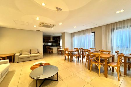 Apartamento à venda com 32m², 1 quarto e sem vaga Apartamento à venda com 32m², 1 quarto e sem vagaÁrea comum - Salão de festas