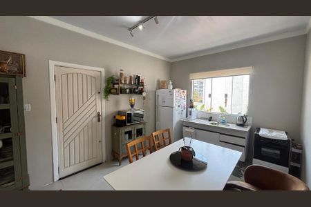 Casa à venda com 85m², 2 quartos e 1 vaga Casa à venda com 85m², 2 quartos e 1 vagaCozinha