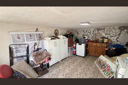 Casa à venda com 85m², 2 quartos e 1 vaga Casa à venda com 85m², 2 quartos e 1 vagaPorão