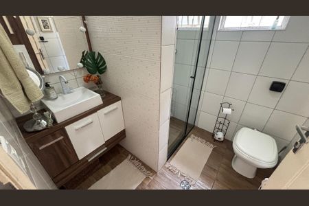 Casa à venda com 85m², 2 quartos e 1 vaga Casa à venda com 85m², 2 quartos e 1 vagaBanheiro