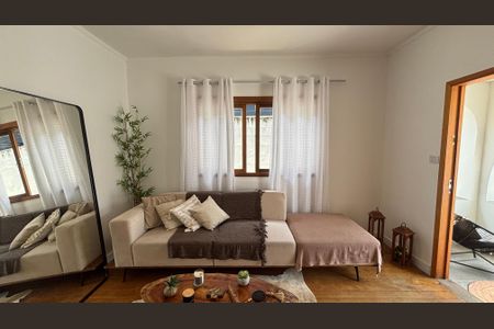 Casa à venda com 85m², 2 quartos e 1 vaga Casa à venda com 85m², 2 quartos e 1 vagaSala