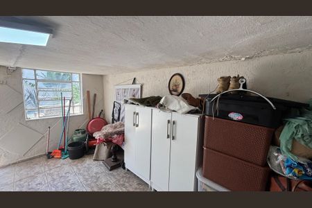 Casa à venda com 85m², 2 quartos e 1 vaga Casa à venda com 85m², 2 quartos e 1 vagaPorão