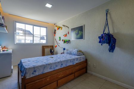 Casa de condomínio à venda com 213m², 4 quartos e 3 vagasQuarto