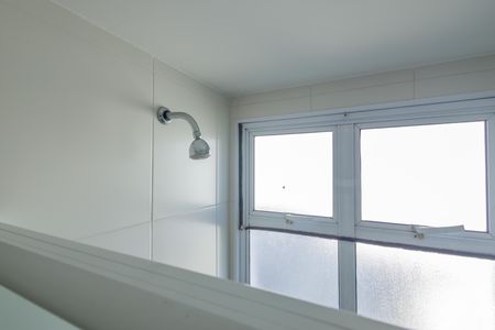 Casa de condomínio à venda com 213m², 4 quartos e 3 vagasBanheiro da Suíte 2