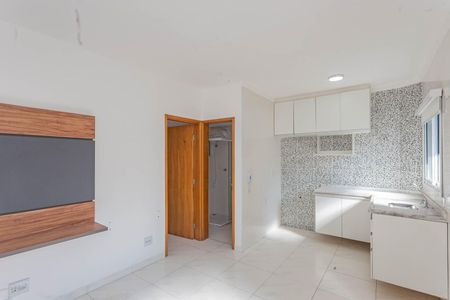 Sala e cozinha de apartamento para alugar com 1 quarto, 30m² em Vila Natalia, São Paulo